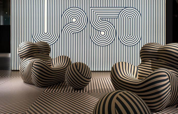 UP Series Sculptural Lounge Chair | Italian-Inspired Luxury Chair for Villas