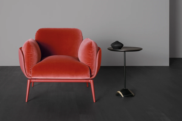 70e32e7f-0c20-48bc-be7e-d57b48bdd9ce Bespoke Italian-Inspired Seating for Contemporary Villa Living
