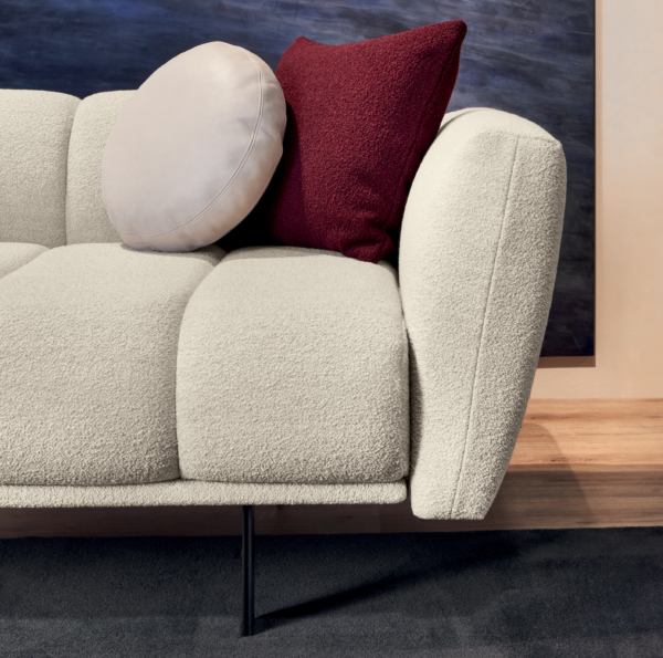 a02b5d9c-8372-4d76-a519-79edf7b1ae76 Contemporary Upholstered Sofa for Luxury Residential Projects