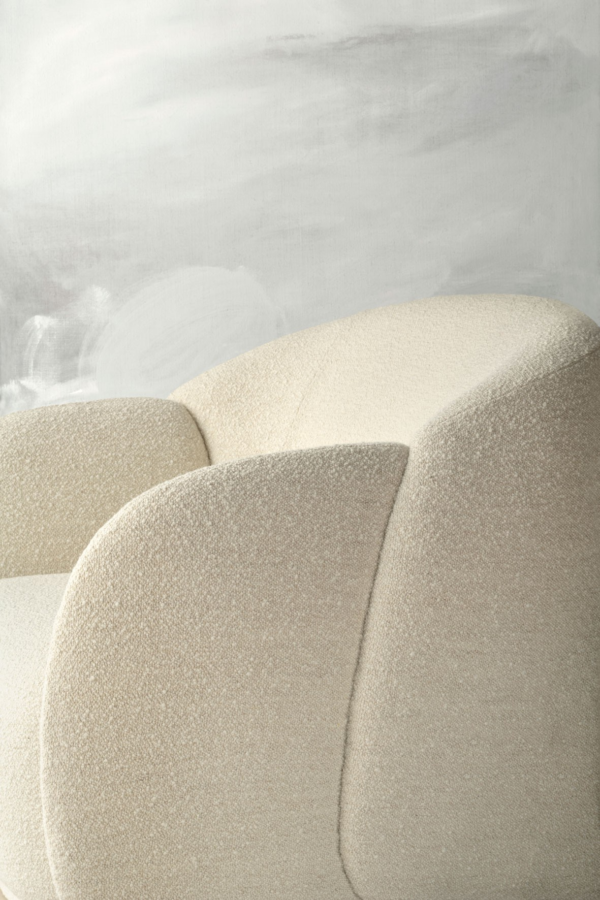 dbc1dde9-a8b0-47f5-84db-4439b58e71d4 Nice Armchair & Sofa | Bruno Moinard Editions | Luxury Villa Interior