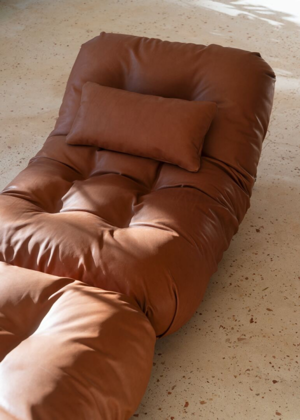 e6c2668f-8d84-499b-b966-1312324a03fc Italian-Inspired Craftsmanship | Luxury Leather Sofa