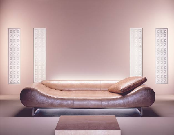 017ab2e40c10275120b2c72e58e0aec2 Fendi Eros Sofa | Luxury Seating for High-End Villa Interiors