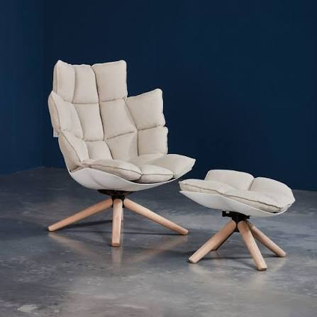 B&B Husk Chair for Contemporary Villa Living Spaces
