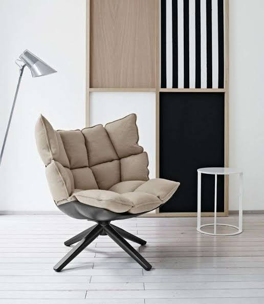 B&B Husk Chair for Contemporary Villa Living Spaces